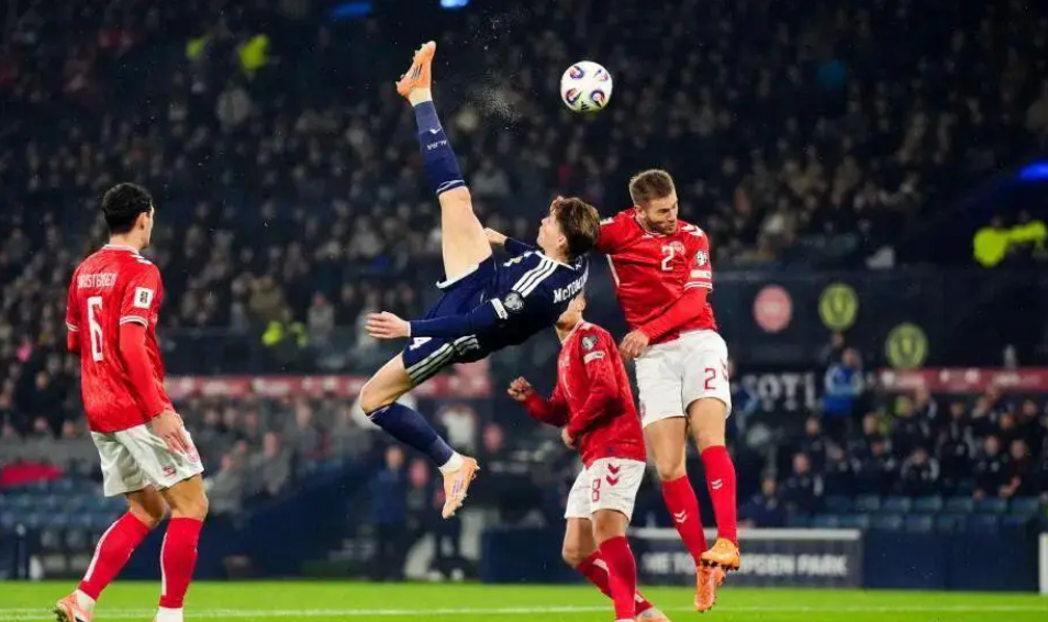 福登荣获年,度最佳奖项,获足球记者,开宝体育官网,开宝体育平台,开宝体育链接,开宝体育官方